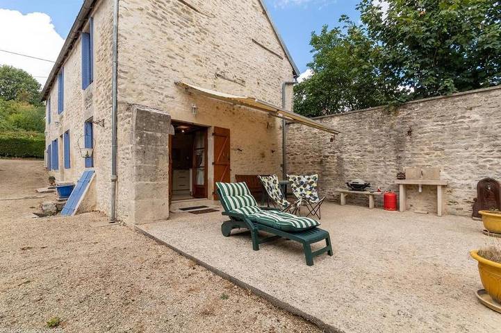Gîte pour 8 personnes, avec jardin et terrasse dans Quemigny-sur-Seine
