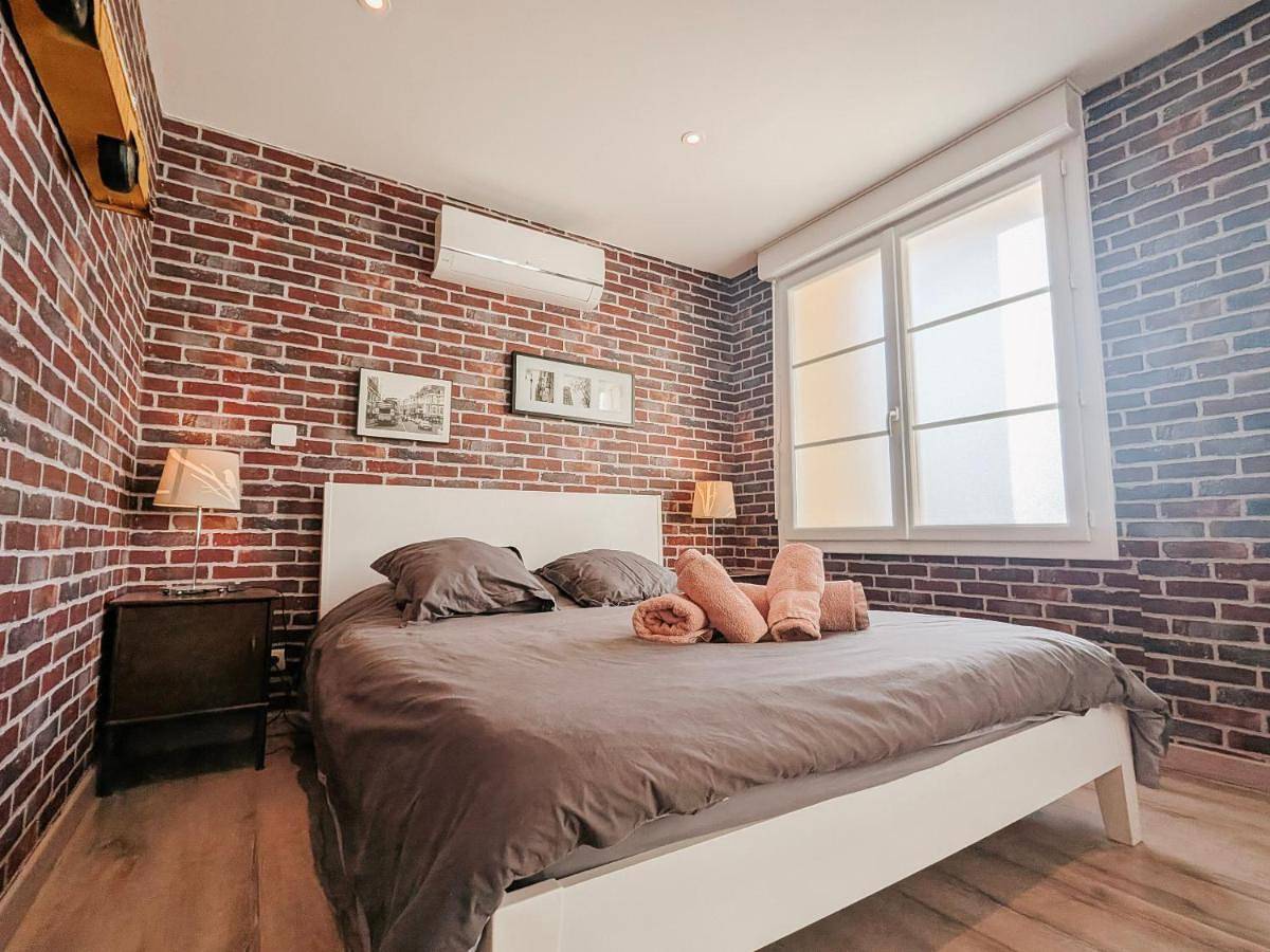 Classic Quadruple Room in Fontguenand, Vallée de la Loire