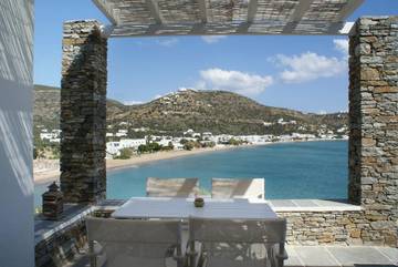Gîte pour 2 personnes, avec vue et jardin, animaux acceptés dans Platis Gialos Sifnos
