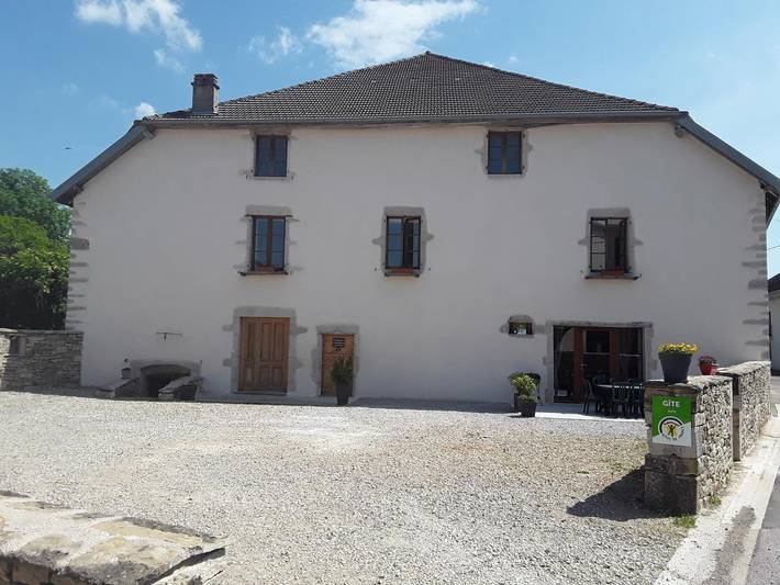 Gîte pour 6 personnes, avec Terrasse ainsi que Jardin et Vue à Le Fied