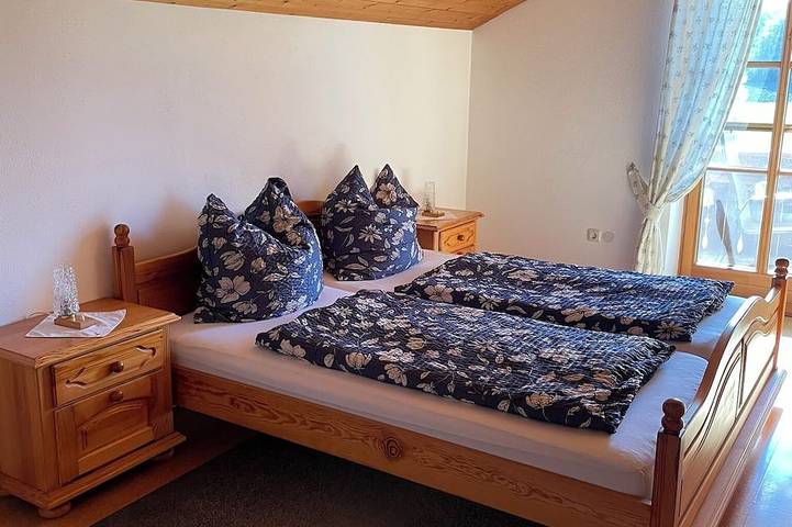 Ferienwohnung für 6 Personen, mit Balkon und Garten in Laufen - 2