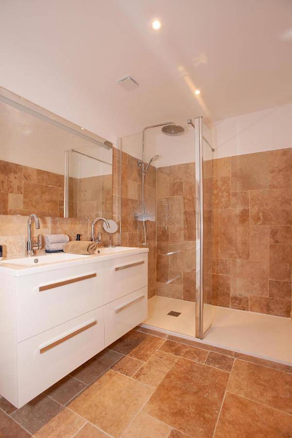Appartement entier, One-Bedroom Apartment in Libourne, Région de Libourne