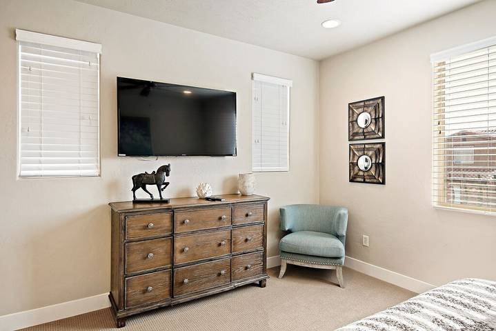 Ferienhaus für 18 Personen, mit Pool und Balkon sowie Whirlpool - 1