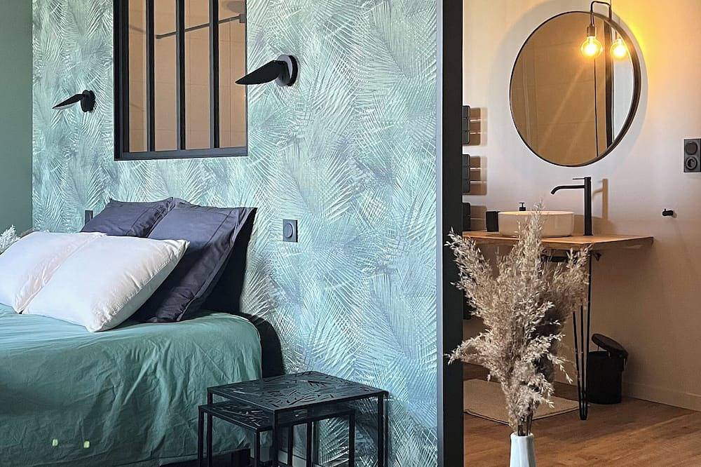 Ganze Wohnung, Manaë - Country guest suite with private spa in Saint-Ouën-des-Toits, Mayenne
