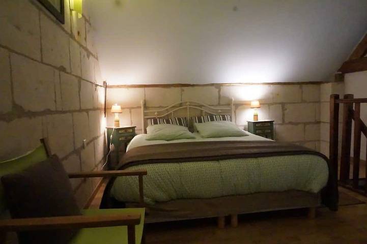 Gîte pour 2 personnes, avec jardin et terrasse à Grézillé - 3