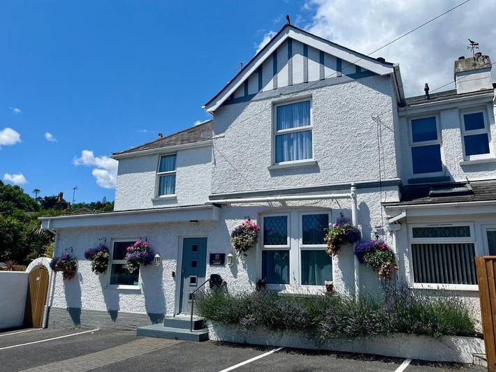 Bed and breakfast for 3 people, with Garden in Torbay