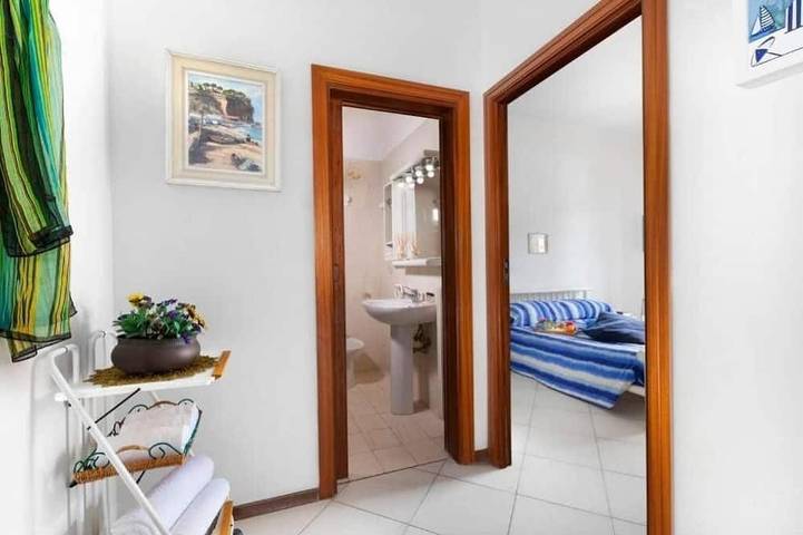 Appartement entier, Glamour House Sorrento - Welcoming and Relaxing with Garden View in Piano di Sorrento, Sorrento Coast