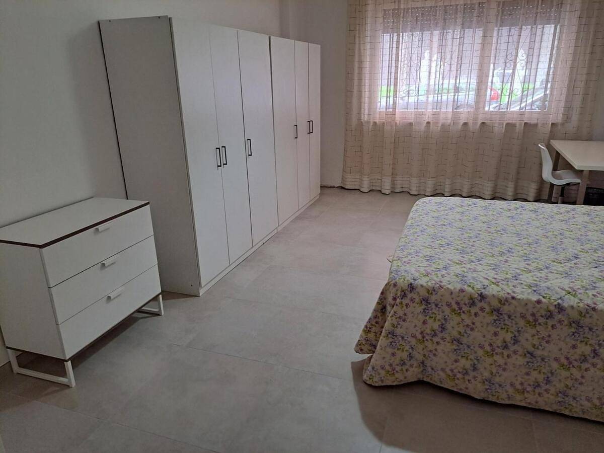 Appartamento intero, Three-Bedroom Standard Apartment in Teramo, Gran Sasso