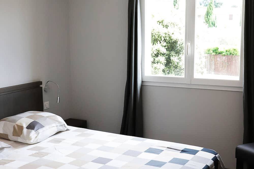 Villa contemporaine classé 4* avec Piscine privée in Saint-Florent, Région de Calvi