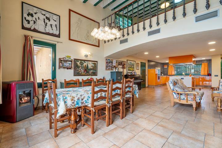 Casa de vacaciones "Mas Lucena" con piscina privada, terraza privada y Wi-Fi in Alforja, Baix Camp