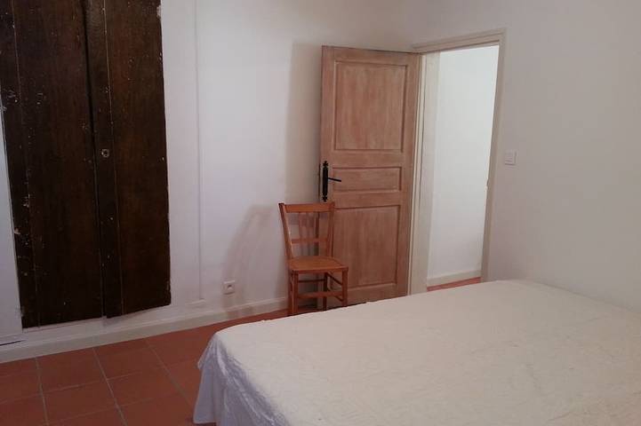 Location de vacances pour 3 personnes, avec jardin à Peri - 2