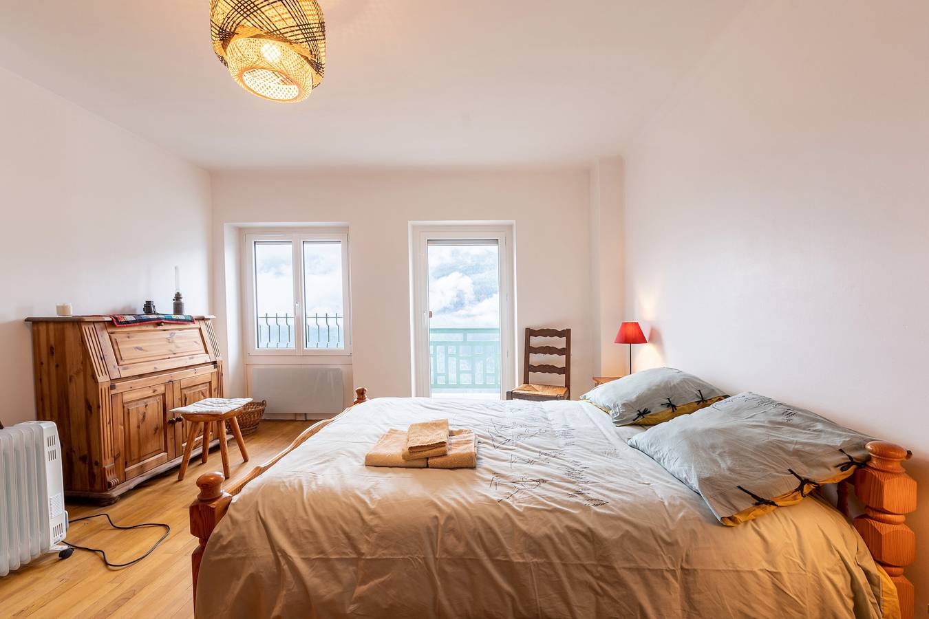 Holiday Home 'Volets Verts' with Mountain View, Shared Garden and Wi-Fi in Aime-la-Plagne, Albertville region