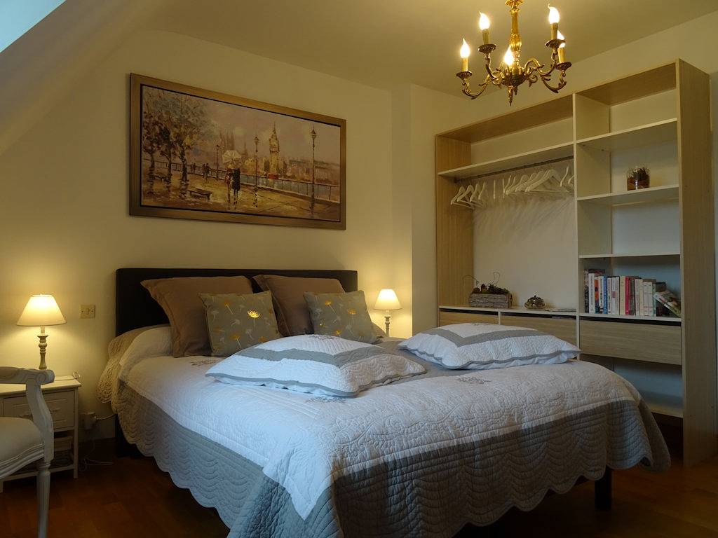 Chambre d'hôtes presqu'île du Trégor - Ensemble de 2 chambres in Plougrescant, Côte de Granit Rose