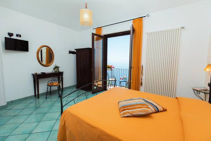 Maison d’hôte pour 2 personnes, avec Balcon et Terrasse ainsi que Jardin et Vue à Furore - 2