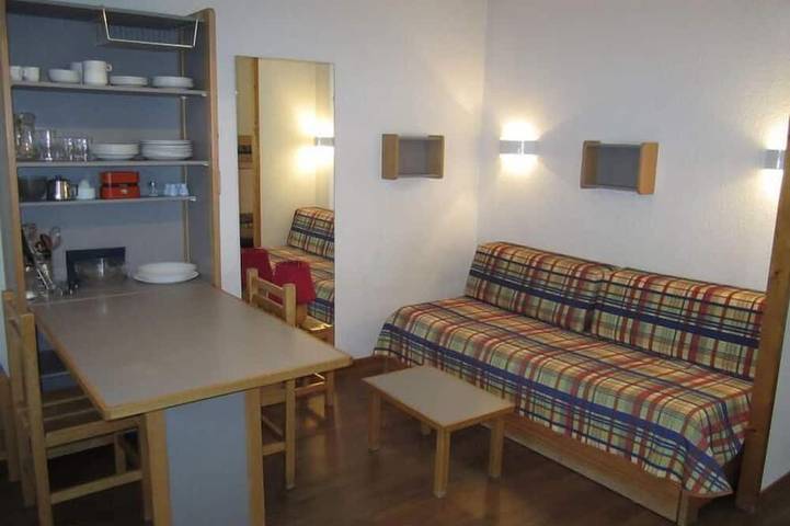 Gîte pour 4 personnes, avec balcon dans Casino De Brides Les Bains