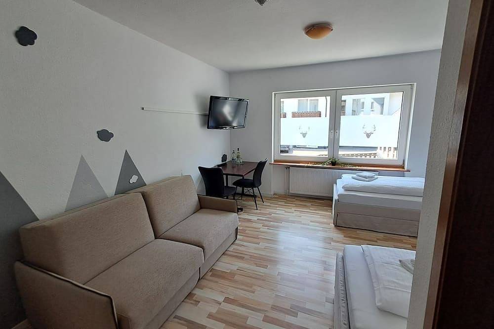 Komfortables und vielseitiges Zimmer –Perfekt für Erholung, Arbeit und Austausch in Züschen, Winterberg