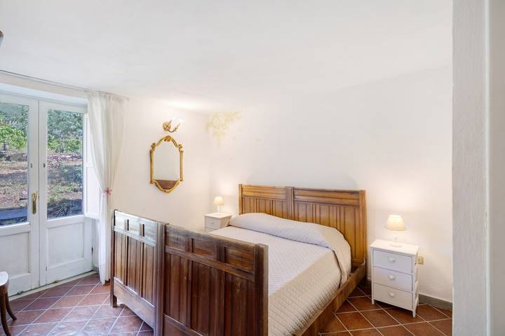 Appartamento per 3 persone, con Balcone e Giardino a Massa Lubrense