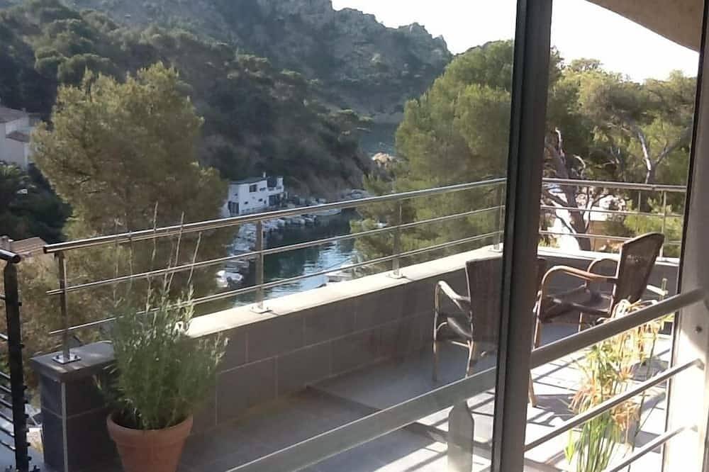 Apartamento entero, Apartamento independiente en villa, en los pinos con vistas al mar. in Ensuès-la-Redonne, Istres region