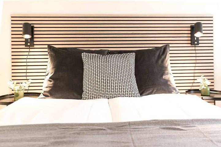 Ganze Wohnung, Apartment deluxe orange mit Dusche und Küchenzeile in St. Gallen, Zürich Voralpen