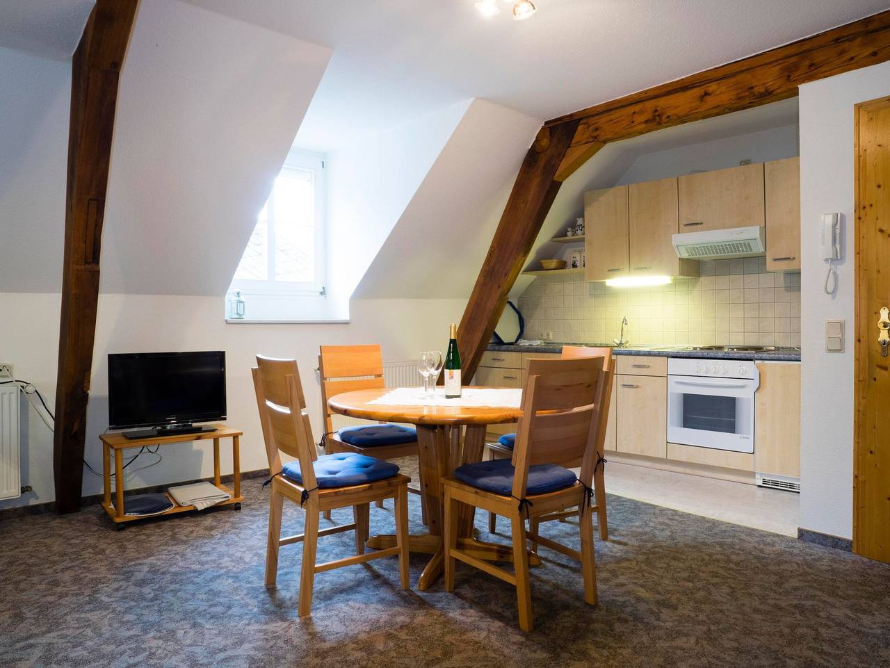 Ganze Ferienwohnung, Ferienwohnungen Klären-Weller - Ferienwohnung Goldtröpfchen in Piesport, Bernkastel-Kues & Umgebung