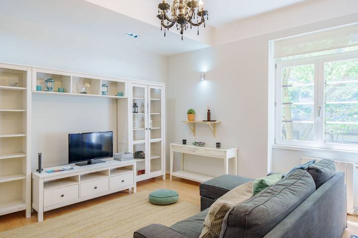 Chalet para 8 personas, con terraza y jardín, Se admiten mascotas en Oporto - 2