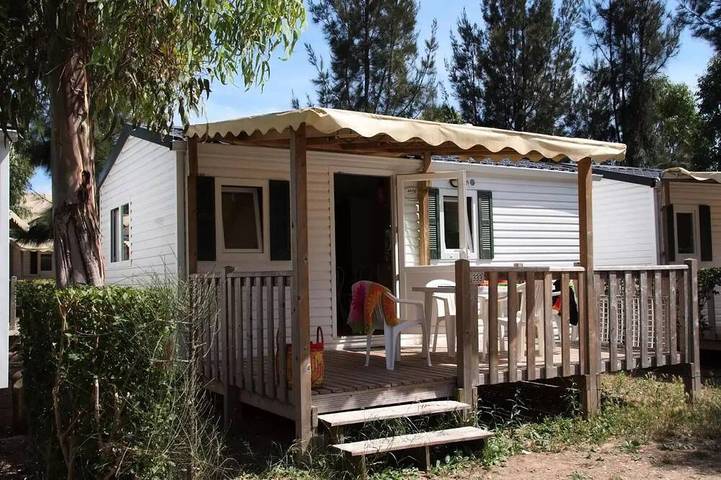 Camping für 4 Personen, mit Terrasse, mit Haustier in der Verdonschlucht