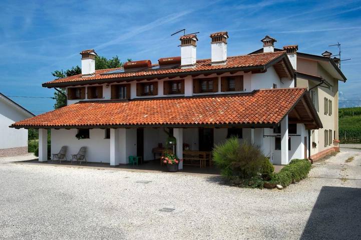 Appartamento per 2 persone, con Terrazza e Giardino nonché Panorama a Cormòns