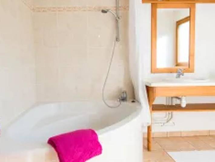 Camping pour 4 personnes, avec sauna dans Bauges - 2