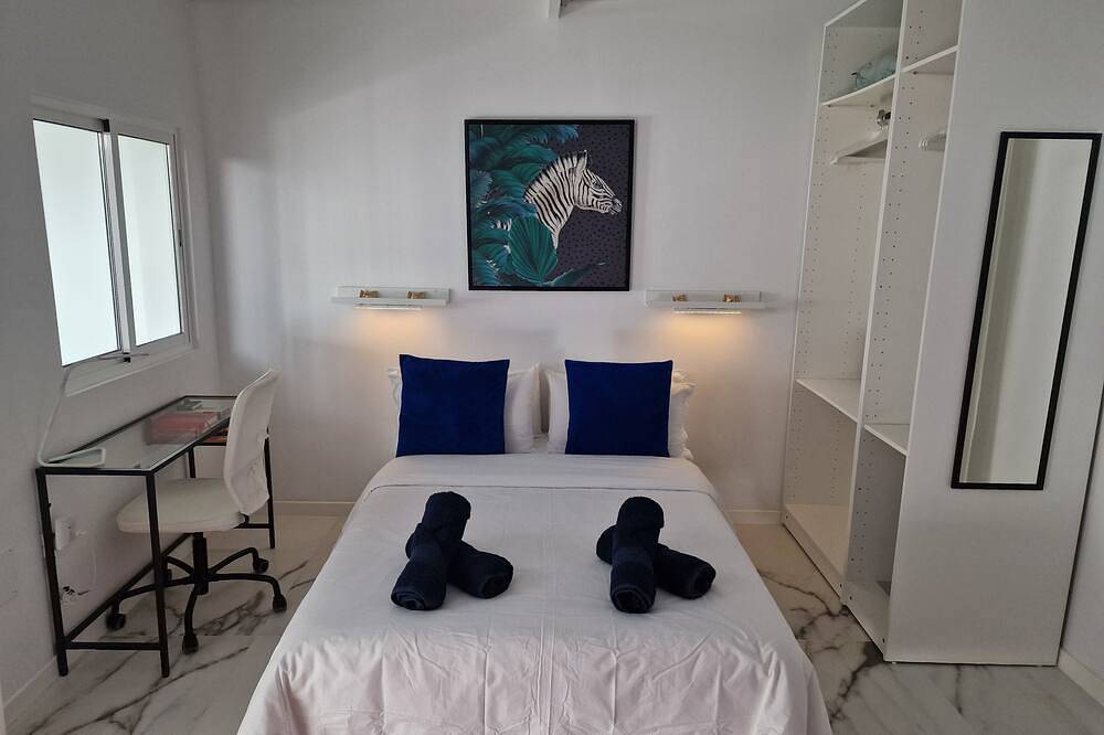 Entire apartment, Ático Micaela. Nuevo. Terraza y Vistas in Ofra-Costa Sur, Santa Cruz de Tenerife