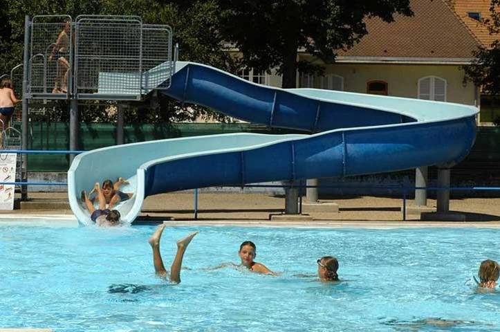 Camping pour 2 personnes, avec piscine - 1
