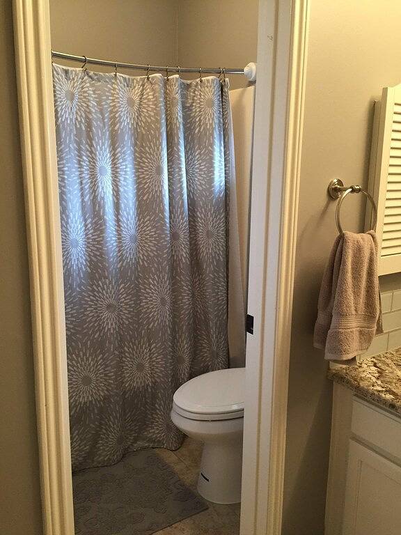 Vacation house for 10 people, with balcony and yard, with pets in Lake Conroe