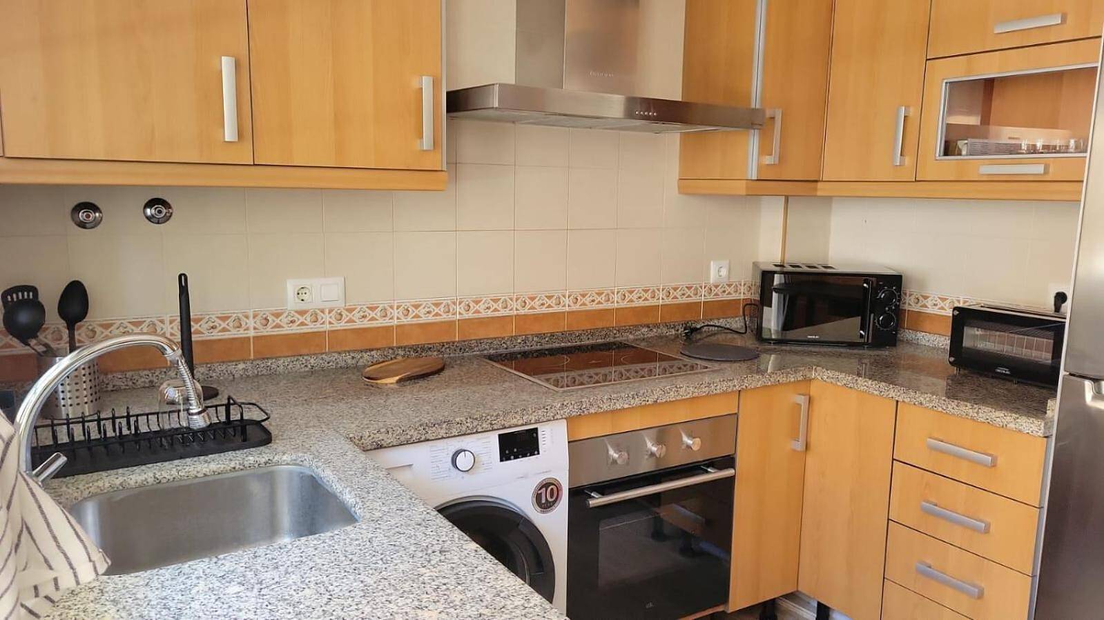 Ganze Wohnung, Apartment 'Costa El Castillo La Barrosa' mit Gemeinschaftspool, Wlan & Klimaanlage in Sancti Petri, Chiclana de la Frontera