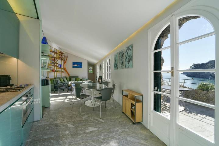 Gîte pour 6 personnes, avec jardin dans Paraggi - 2
