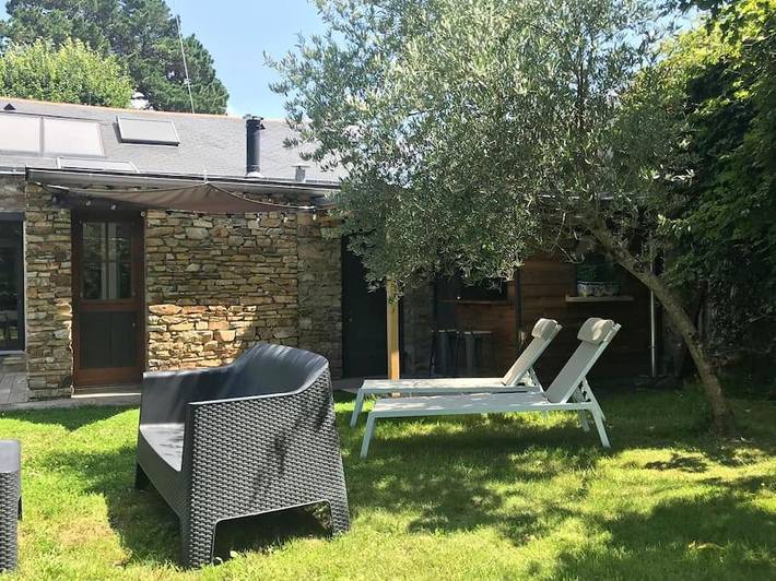 Location de vacances pour 5 personnes, avec jardin et vue à Le Pellerin