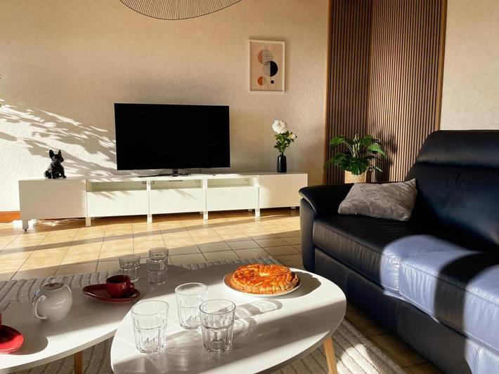 Location de vacances pour 6 personnes, avec jardin et terrasse à Benais - 3