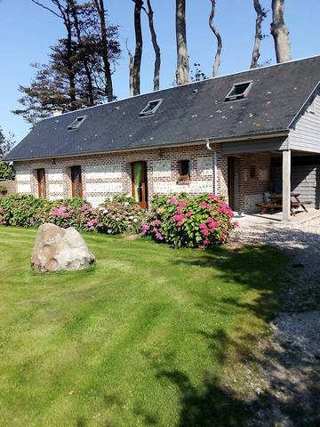 Location de vacances pour 6 personnes, avec jardin et terrasse en Normandie