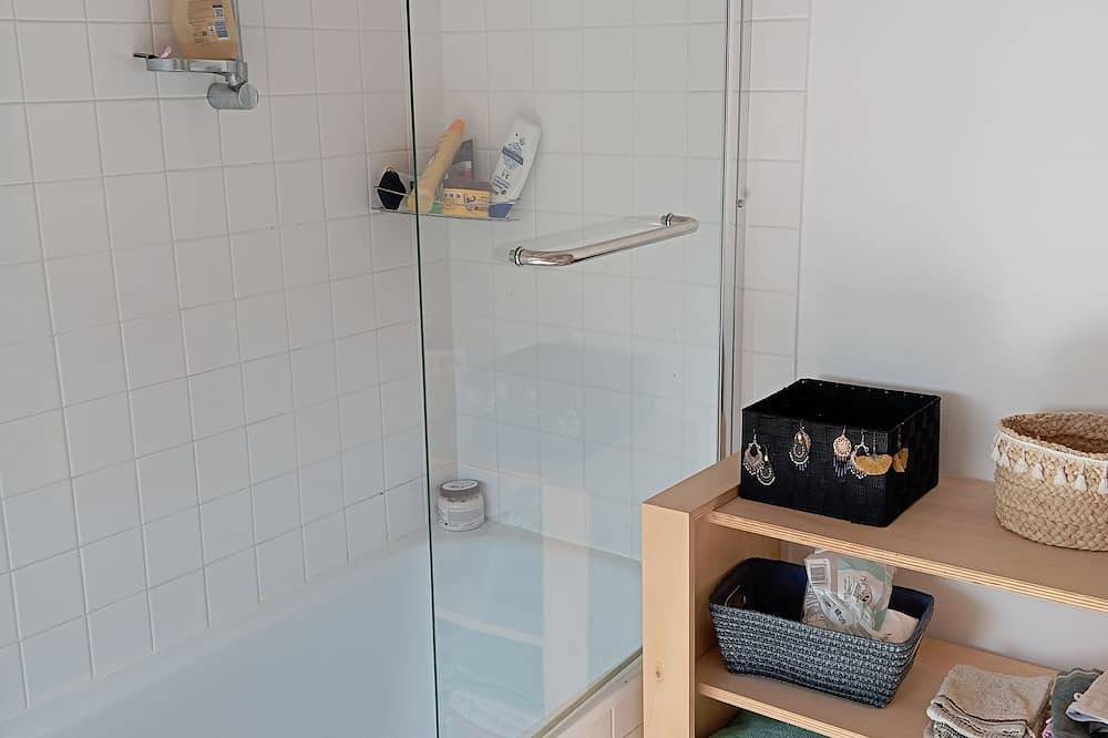 Gîte Pour 2 Personnes à 900m de la mer in Hauteville-sur-Mer, Coutances y alrededores