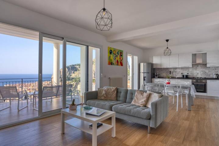 Location de vacances pour 4 personnes, avec terrasse et vue à Cefalù