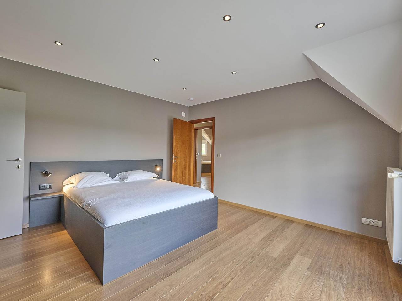 Beautiful villa with a pool and a sauna in Heers, Provincia de Limburgo (Bélgica)