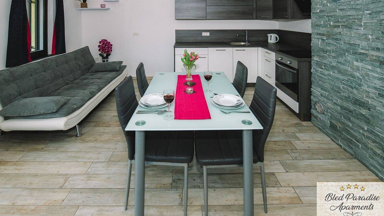 Entire holiday apartment, Ferienwohnung für 6 Personen (50 m²) in Bled, Triglav National Park