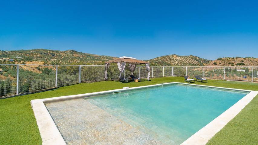 Casa rural para 14 personas, con balcón/terraza y piscina en Olvera - 3