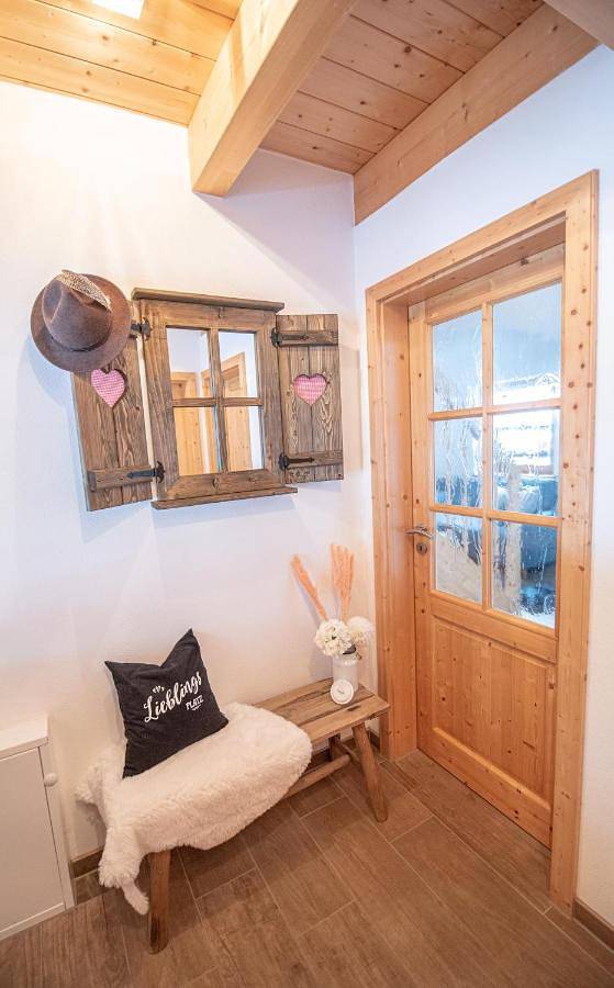 Ferienhaus für 8 Personen, mit Sauna und Seeblick sowie Ausblick und Garten, mit Haustier im Allgäu - 4