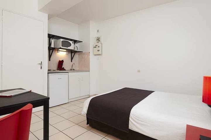 Entire apartment, Studio Rez-de-Chaussée - Côté Jardin in Ancenis, Loire Valley