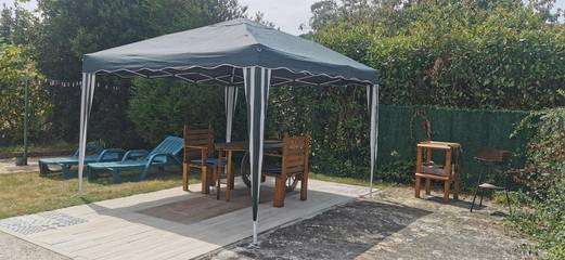 Gîte pour 2 personnes, avec jardin et terrasse à La Jonchère