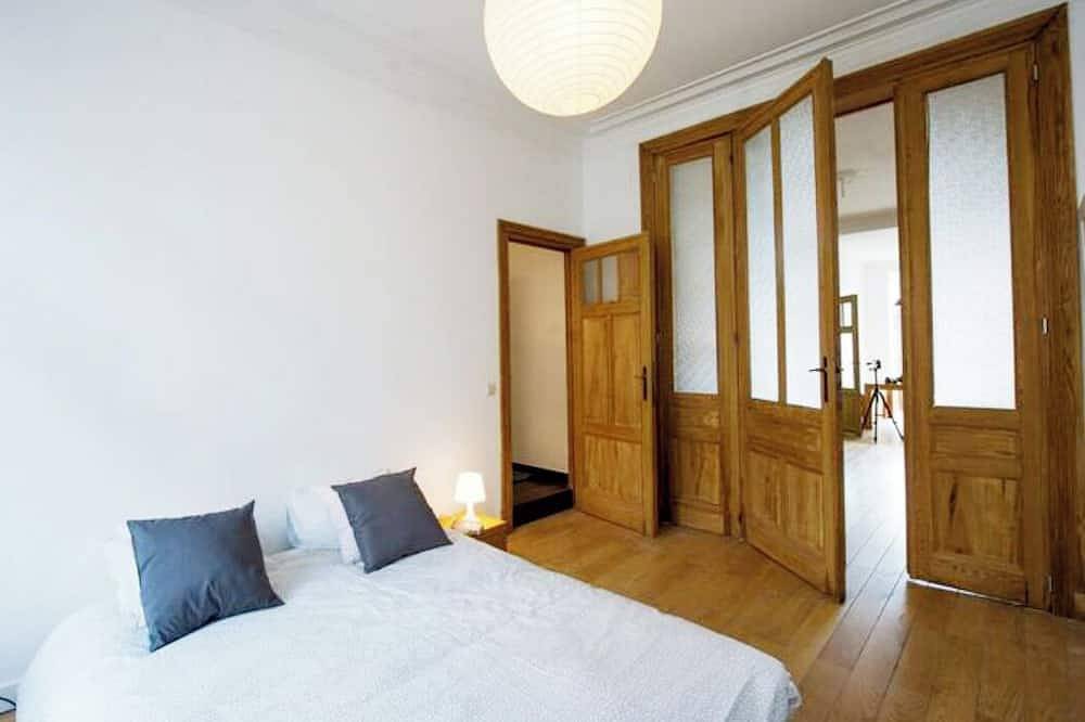 Ganze Wohnung, Beautiful 2-bedroom artist's apartment with all comforts in the heart of Saint-Gilles in Saint-Gilles (Belgien), Brüssel und Umgebung