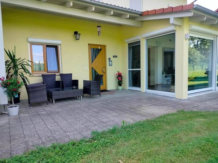 Ferienwohnung für 4 Personen, mit Terrasse und Garten sowie Ausblick in Bad Schussenried - 3