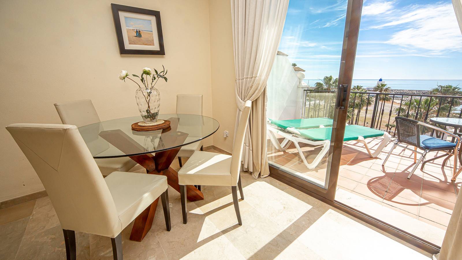 Entire apartment, Marina Real 434 in Playa Gaviotas, Manilva