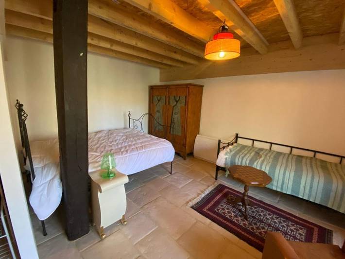 Location de vacances pour 15 personnes, avec jardin et vue à Nanteuil-en-Vallée - 3