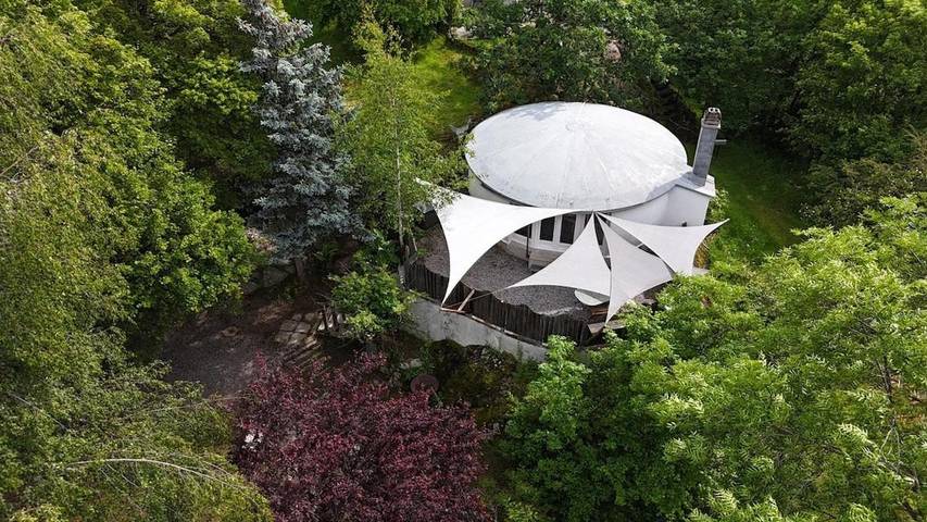 Gîte pour 4 personnes, avec vue et terrasse, animaux acceptés à Salvan