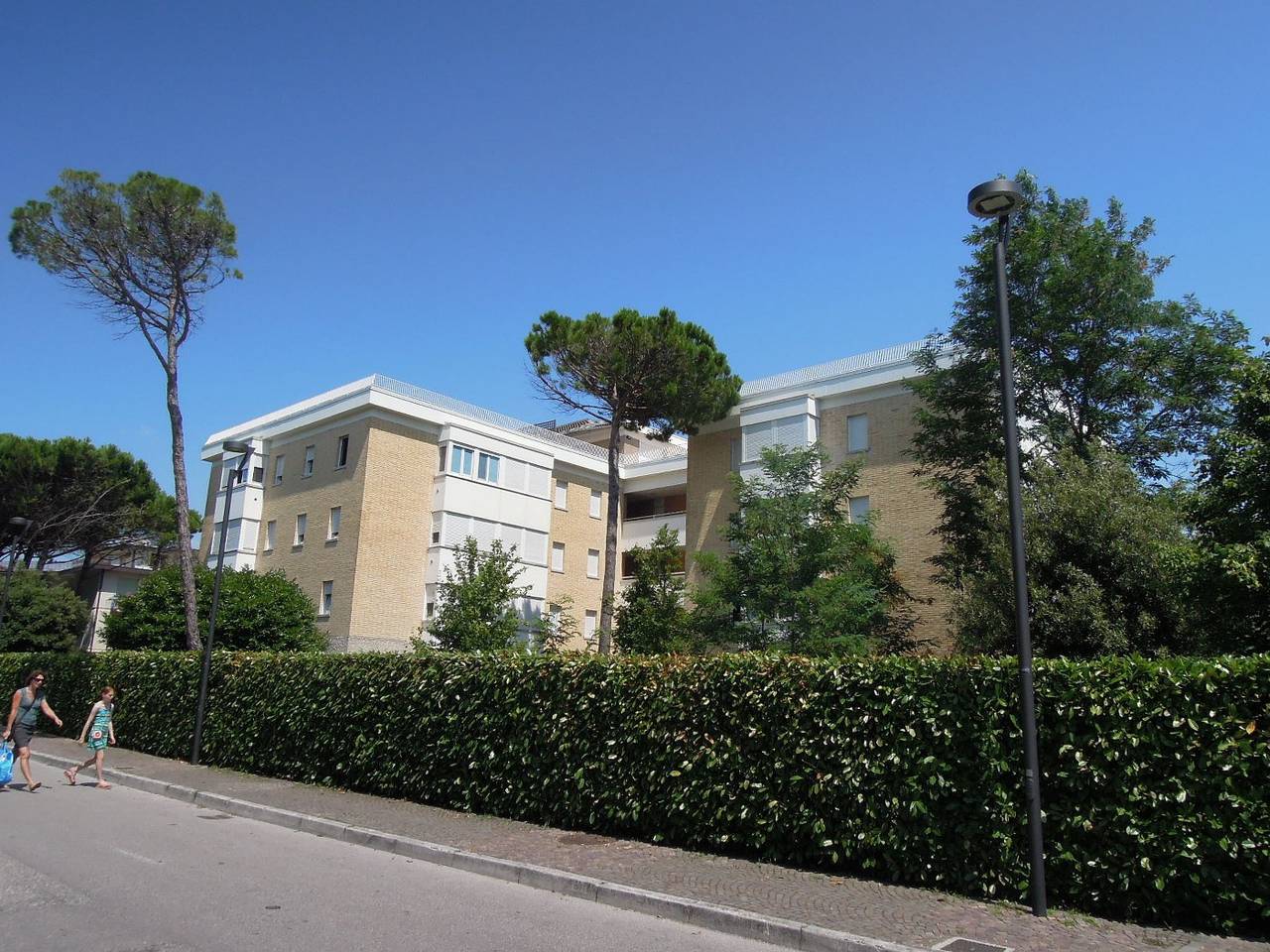 Ganze Wohnung, Komfortable Wohnung mit Parkplatz in Strandnähe in Bibione, Venedig Provinz